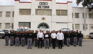 SSP-349-2025.-CEDES-Victoria-rinde-homenaje-a-custodio-por-mas-de-tres-decadas-de-servicio-3-850x500