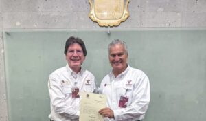 SST-165-2025.-Entrega-secretario-de-Salud-nombramientos-a-funcionarios-dentro-de-la-nueva-estructura-organica-de-esta-dependencia-5-850x500
