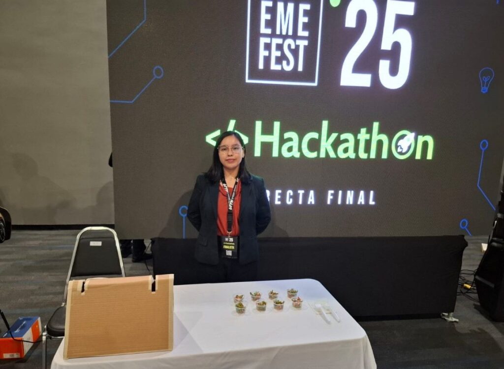 UTT-051-2025.-Impulsara-estudiante-de-la-UTTN-innovacion-con-beca-tecnologica-EMEFEST-2025-2