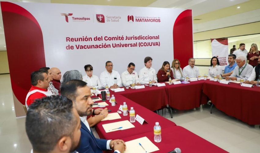 SST-025-2026.-Acuerdan-empresarios-y-el-Sector-Salud-reforzar-la-vacunacion-en-Matamoros-3-850x500