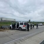 circulación cerrada en carril de norte a sur en Carretera Monterrey-Laredo