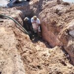 Repara COMAPA fugas de agua potable en Granjas Económicas y Módulo 2000