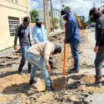 Trabaja COMAPA en reparación de caídos en la colonia Anzaldúas