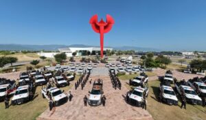 141-2026.-Entrega-Americo-Villarreal-vehiculos-y-maquinaria-por-125.2-mdp-26-850x500
