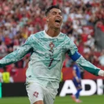 Portugal y CR7 siguen con vida en el Mundial; vencen 2-1 a la Croacia de Luka Modric