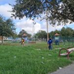 Realiza Servicios Públicos Municipales limpieza de área verde en la colonia Tamaulipas
